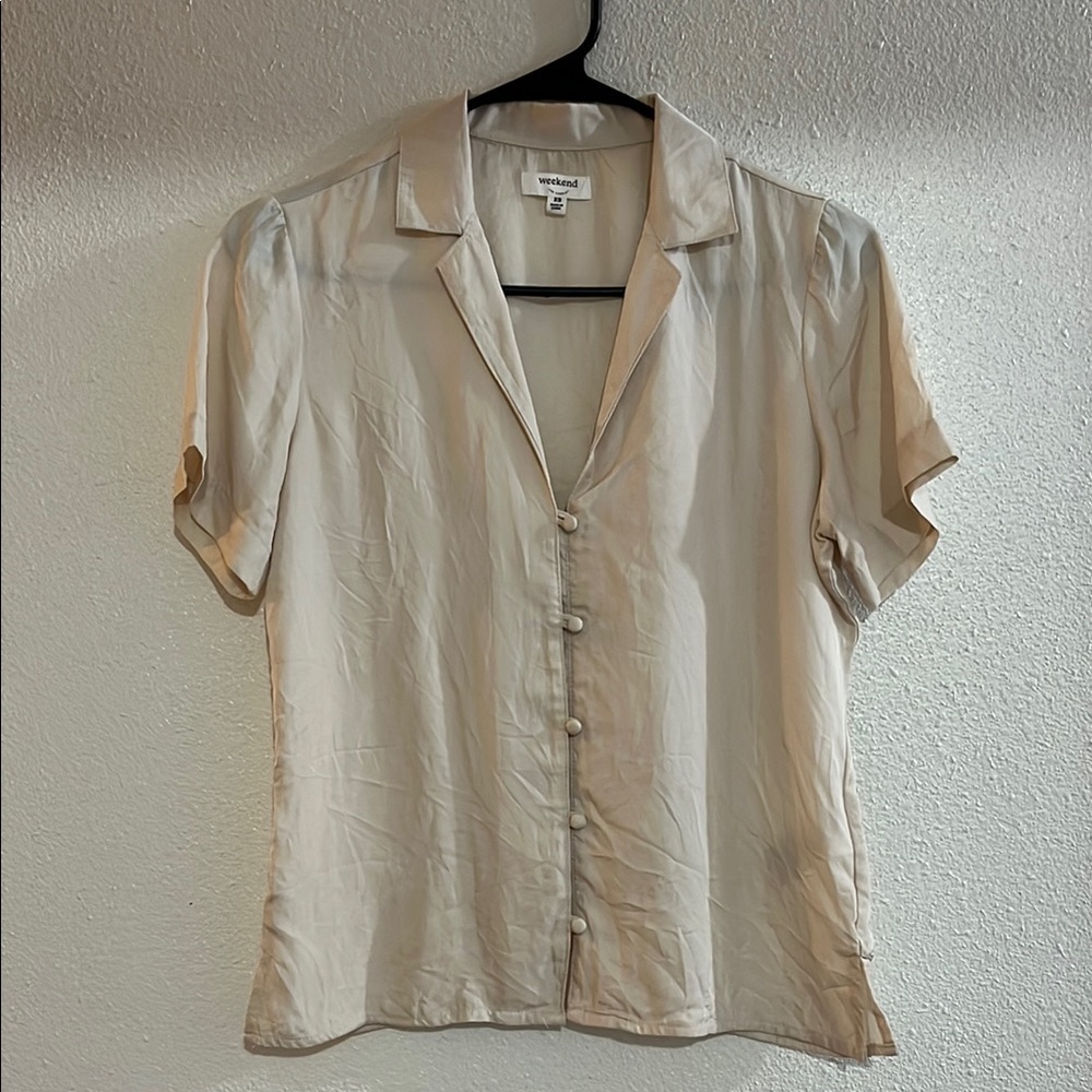 Weekend by LA Beige Short Sleeve Button-Up Blouse